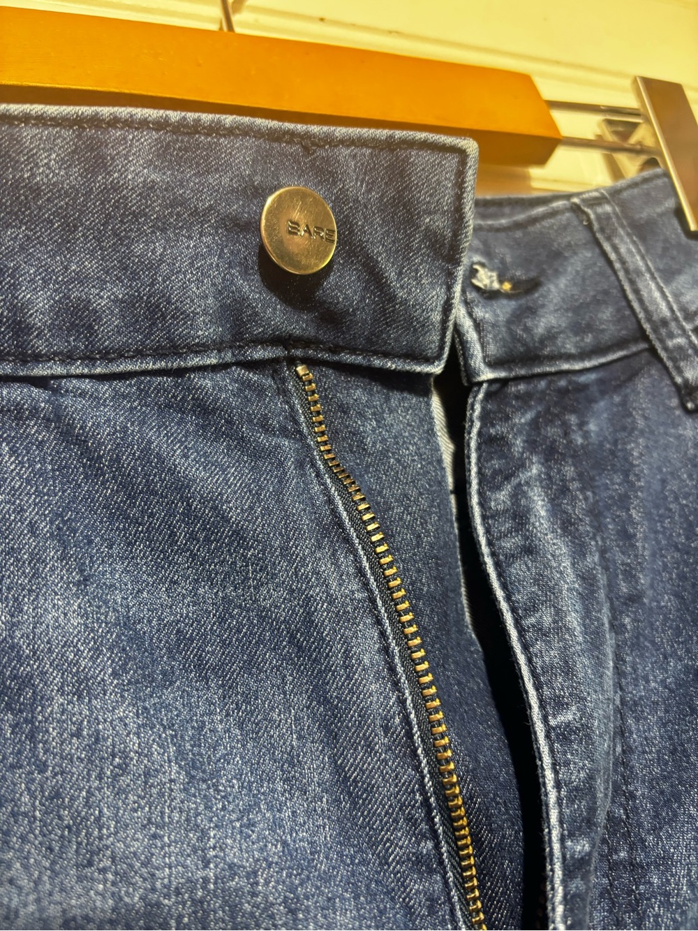 Bare Women’s straight leg jeans size 30 Med wash stretch classic denim - Picture 3 of 7
